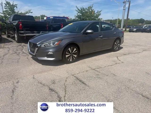 2022 Nissan Altima SV FWD for sale in Lexington, KY