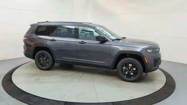 2026 Jeep Grand Cherokee L Altitude 4x4