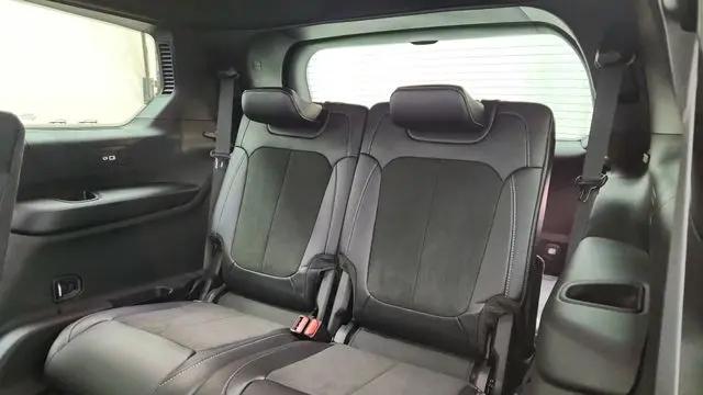 2026 Jeep Grand Cherokee L Altitude 4x4