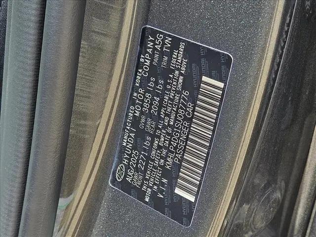 2025 Hyundai Elantra Limited
