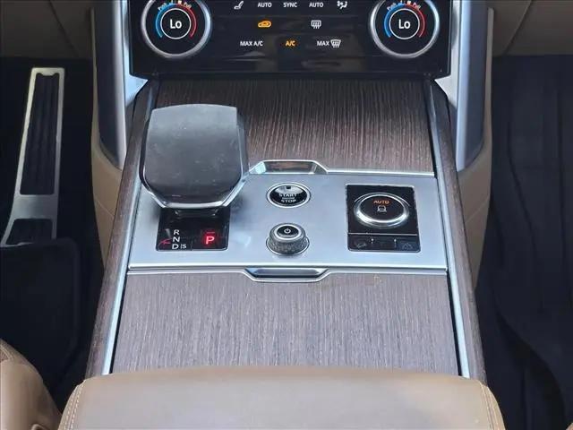 2023 Land Rover Range Rover P530 SE