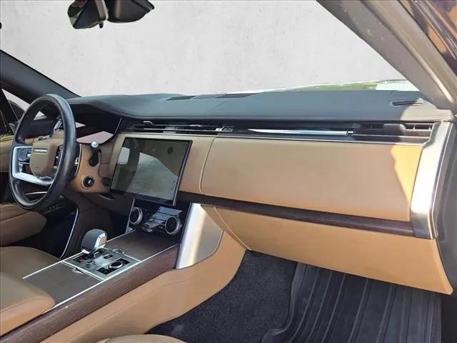 2023 Land Rover Range Rover P530 SE