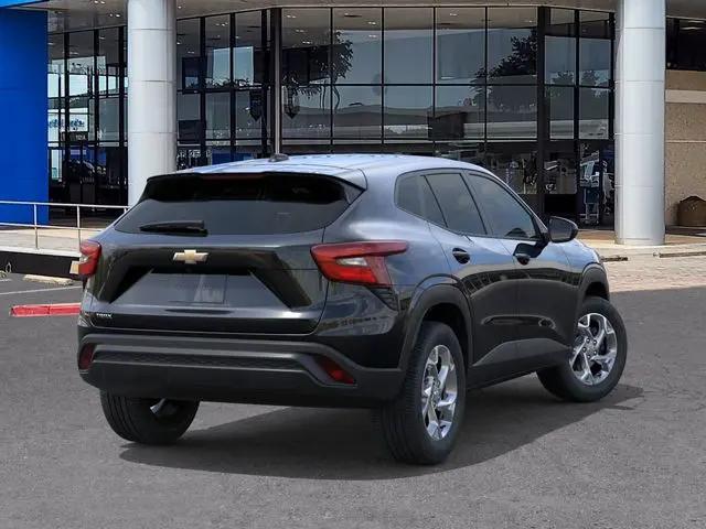 2026 Chevrolet Trax FWD LS