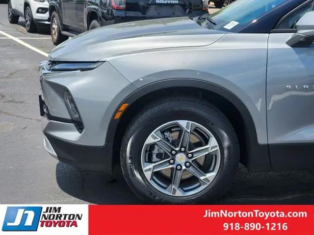 2025 Chevrolet Blazer AWD 2LT