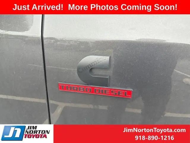 2024 Ram 3500 Laramie Crew Cab 4x4 8' Box