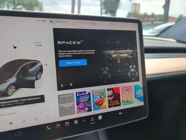 2024 Tesla Model Y Long Range Single Motor Rear-Wheel Drive