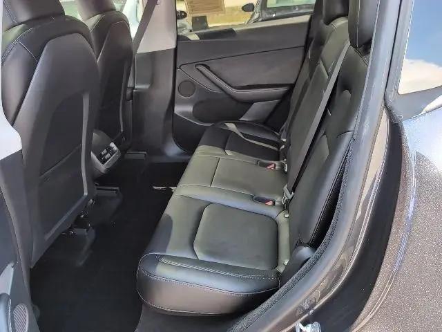 2024 Tesla Model Y Long Range Single Motor Rear-Wheel Drive