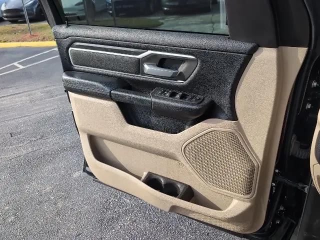 2021 Ram 1500 Big Horn Crew Cab 4x2 5'7" Box