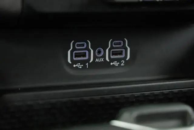 2021 Ram 1500 Big Horn Crew Cab 4x2 5'7" Box