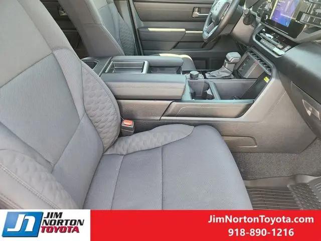 2026 Toyota Tundra SR5 CrewMax 5.5' Bed