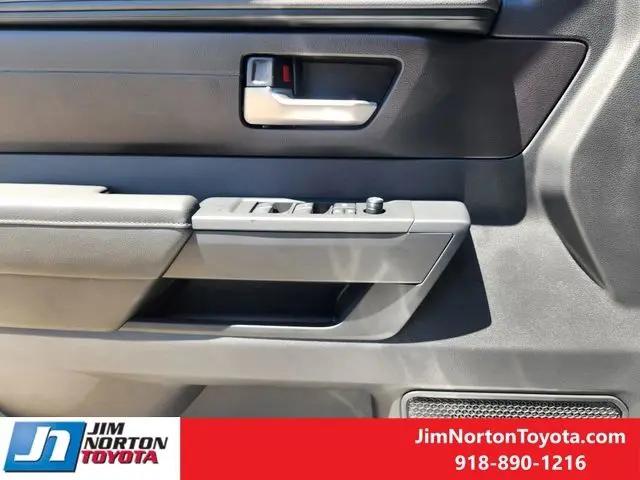 2026 Toyota Tundra SR5 CrewMax 5.5' Bed
