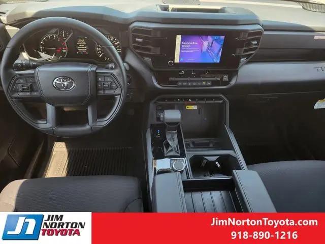 2026 Toyota Tundra SR5 CrewMax 5.5' Bed