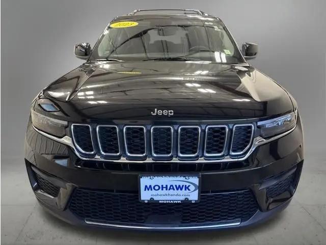 2023 Jeep Grand Cherokee Laredo 4x4