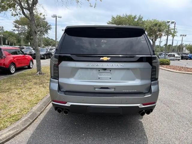 2025 Chevrolet Suburban 4WD Premier