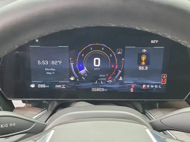 2025 Chevrolet Suburban 4WD Premier