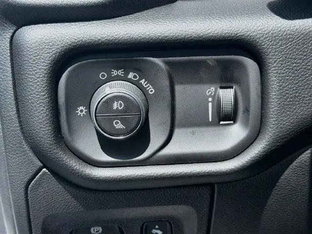 2026 Ram 1500 Big Horn Quad Cab 4x4 64 Box