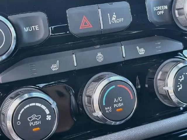 2026 Ram 1500 Big Horn Quad Cab 4x4 64 Box