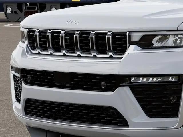 2026 Jeep Grand Cherokee L Summit 4x4
