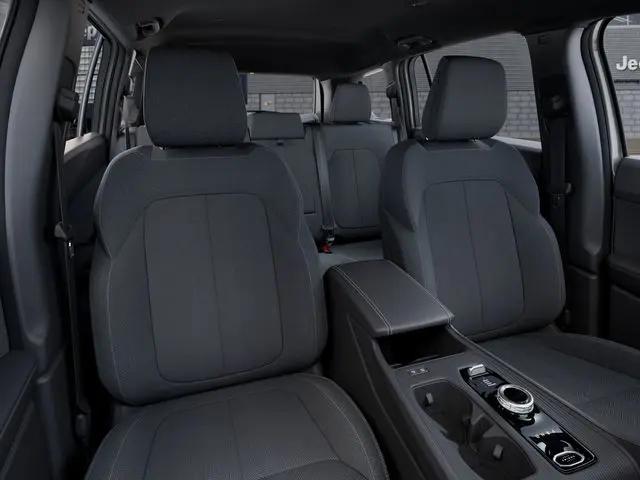 2026 Jeep Cherokee Laredo 4x4