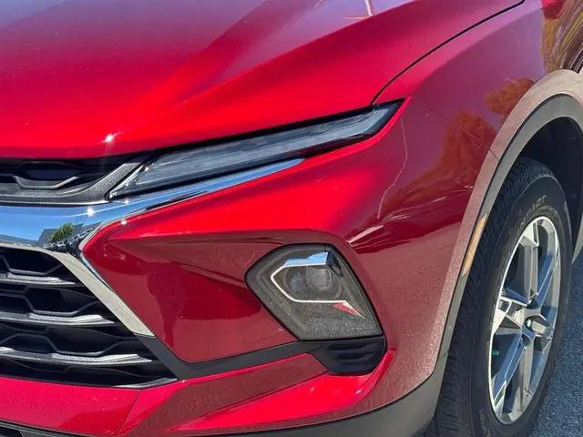 2025 Chevrolet Blazer AWD 2LT