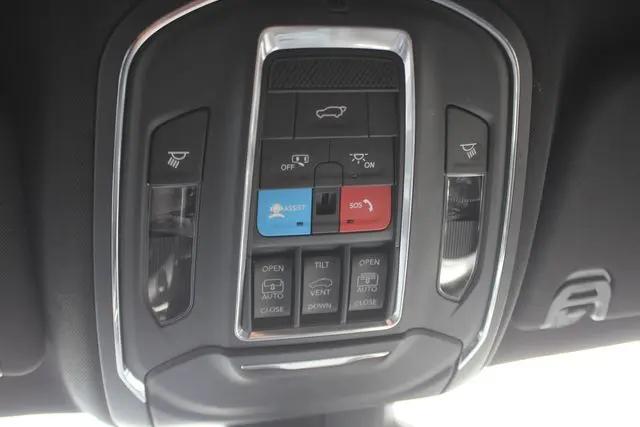 2023 Jeep Wagoneer Series II Carbide 4x4