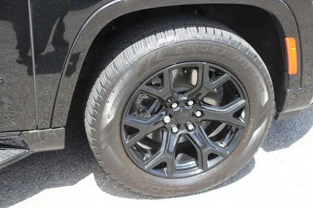 2023 Jeep Wagoneer Series II Carbide 4x4