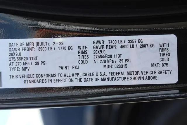 2023 Jeep Wagoneer Series II Carbide 4x4