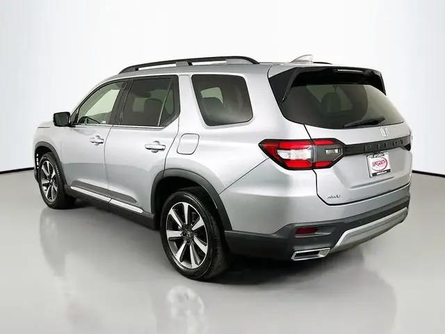 2023 Honda Pilot AWD Elite