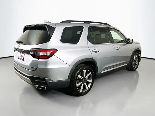 2023 Honda Pilot AWD Elite
