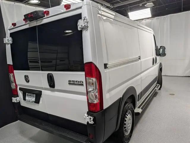 2025 Ram ProMaster 2500 Cargo Van Tradesman Low Roof 136" WB w/Pass Seat