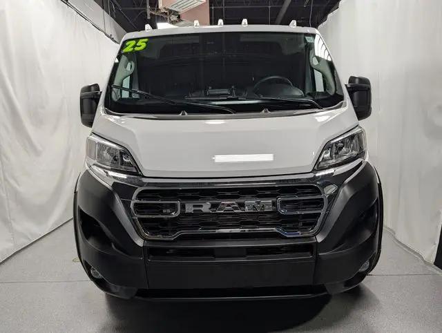 2025 Ram ProMaster 2500 Cargo Van Tradesman Low Roof 136" WB w/Pass Seat