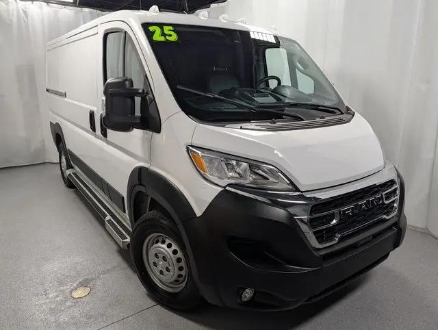 2025 Ram ProMaster 2500 Cargo Van Tradesman Low Roof 136" WB w/Pass Seat