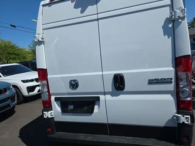 2025 Ram ProMaster Cargo Van Tradesman High Roof 159" WB w/Pass Seat