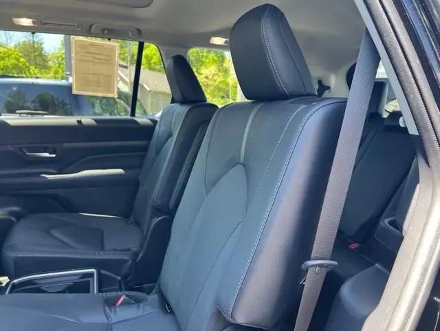 2025 Toyota Grand Highlander Platinum