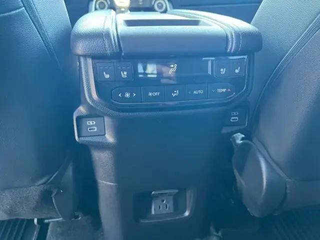 2025 Toyota Grand Highlander Platinum