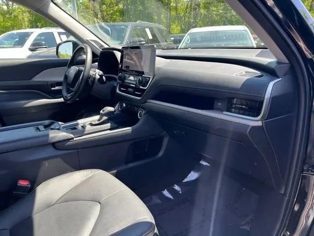 2025 Toyota Grand Highlander Platinum