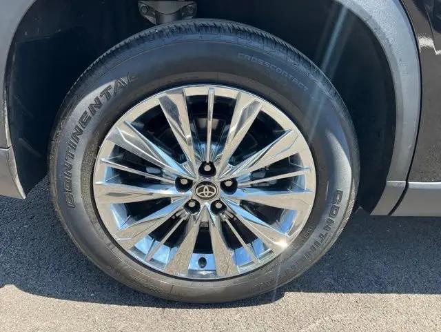 2025 Toyota Grand Highlander Platinum
