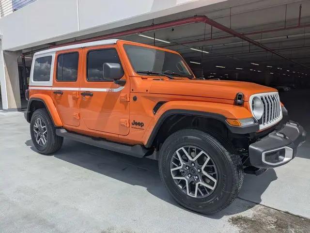 2026 Jeep Wrangler 4-Door Sahara 4x4