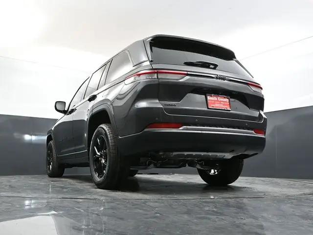 2026 Jeep Grand Cherokee Altitude 4x4