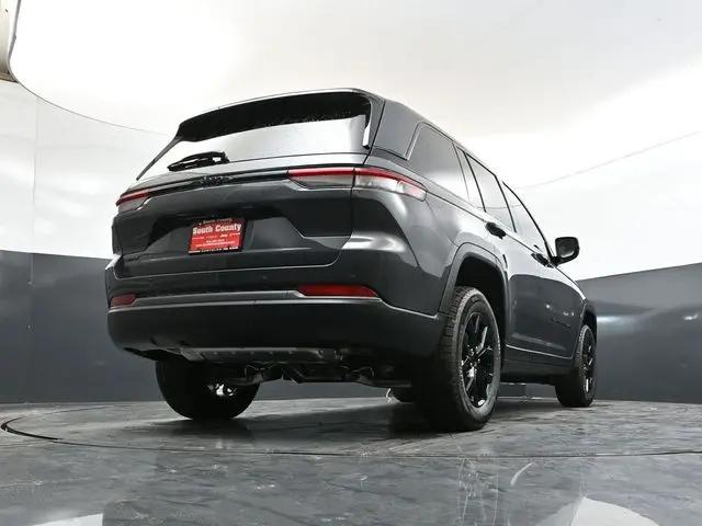 2026 Jeep Grand Cherokee Altitude 4x4