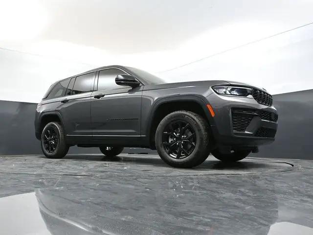 2026 Jeep Grand Cherokee Altitude 4x4