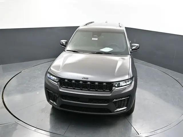 2026 Jeep Grand Cherokee Altitude 4x4