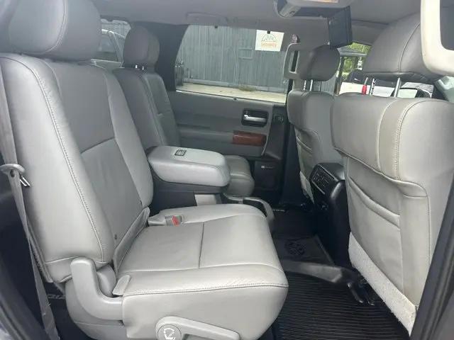 2020 Toyota Sequoia Platinum