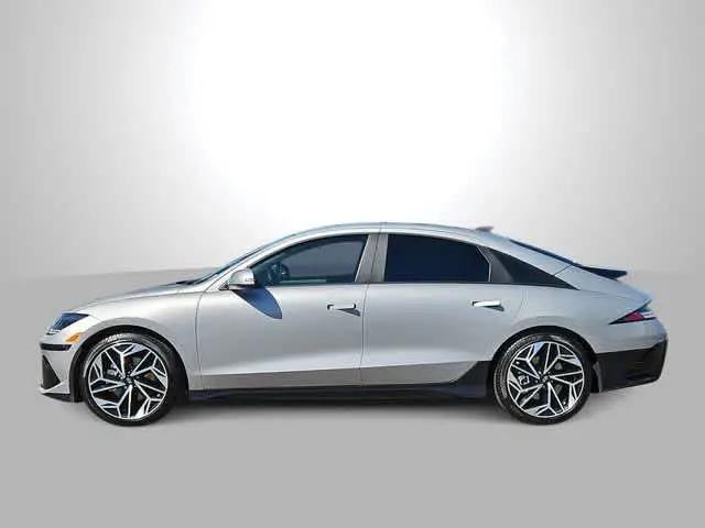 2025 Hyundai IONIQ 6 SEL