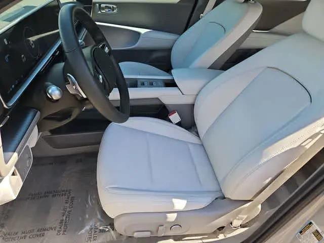 2025 Hyundai IONIQ 6 SEL