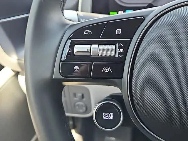 2025 Hyundai IONIQ 6 SEL