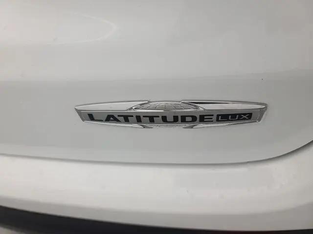 2024 Jeep Compass Latitude Lux FWD