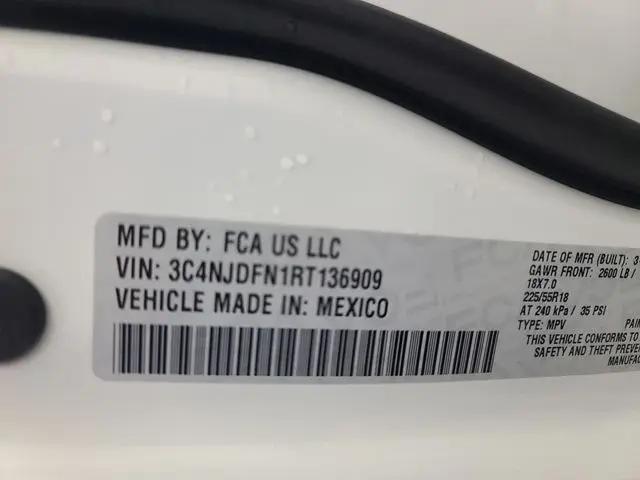 2024 Jeep Compass Latitude Lux FWD