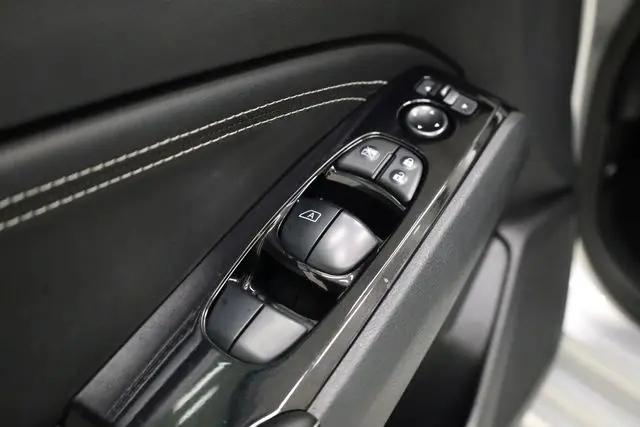 2023 Nissan Altima SL FWD