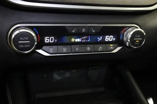 2023 Nissan Altima SL FWD
